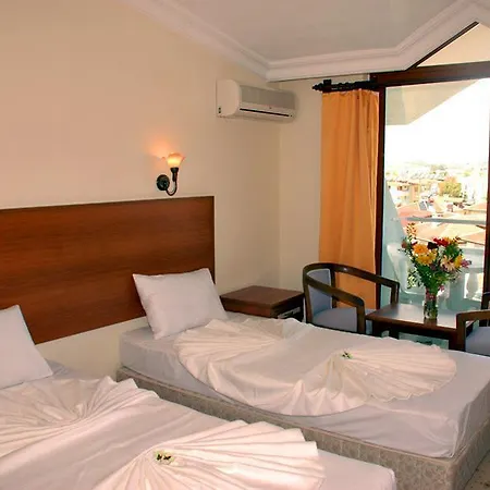 Palmiye Garden 3* Side